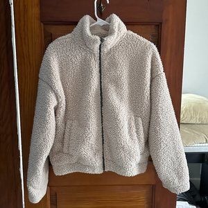 AE Fuzzy Sherpa Jacket